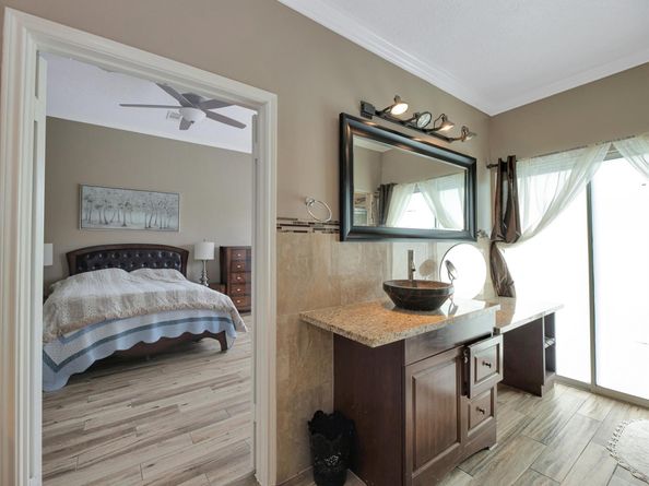7042 River Garden Drive, Houston TX 77095