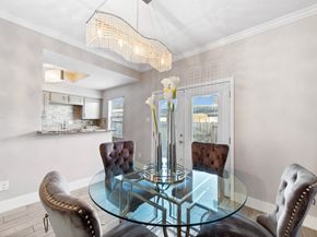 7700 Creekbend Drive 30, Houston TX 77071