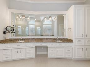 39 Pebble Cove Drive, The Woodlands TX 77381