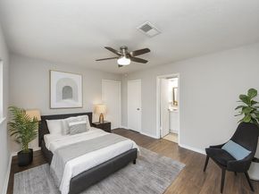 15135 Chipman Lane, Houston TX 77060