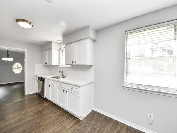15135 Chipman Lane, Houston TX 77060