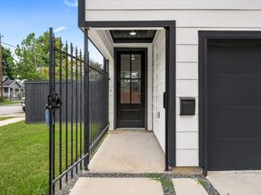 7347 Avenue J, Houston TX 77011