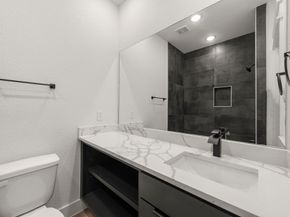 7347 Avenue J, Houston TX 77011