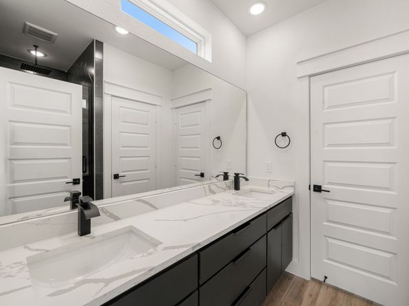 7347 Avenue J, Houston TX 77011