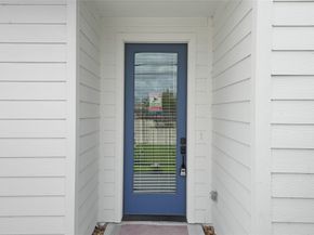3905 Pinemont Drive G, Houston TX 77018
