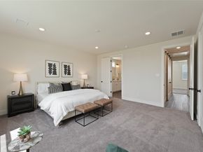 3905 Pinemont Drive G, Houston TX 77018