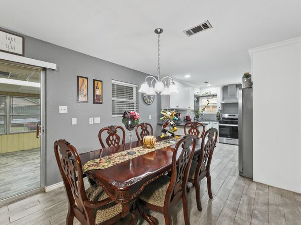14018 Duncannon Drive, Houston TX 77015