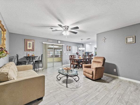 14018 Duncannon Drive, Houston TX 77015