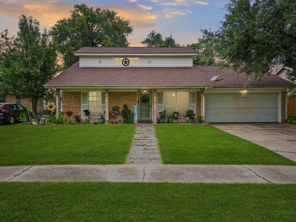 14018 Duncannon Drive, Houston TX 77015
