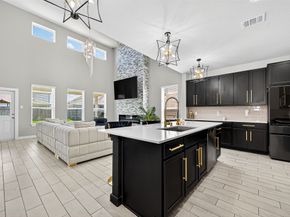 5615 Silverleaf Oak Lane, Houston TX 77066