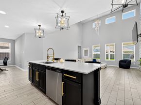 5615 Silverleaf Oak Lane, Houston TX 77066