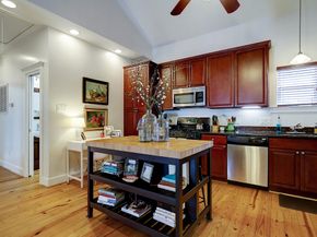 420 W 17th Street, Houston TX 77008