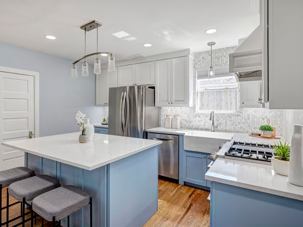420 W 17th Street, Houston TX 77008