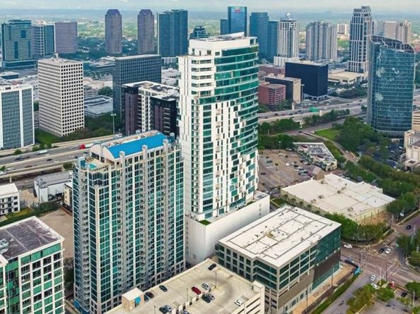 4521 San Felipe Street 2101, Houston TX 77027