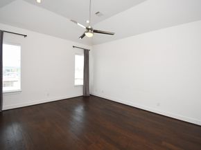 10915 Grove Tree Lane, Houston TX 77043
