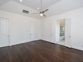 10915 Grove Tree Lane, Houston TX 77043