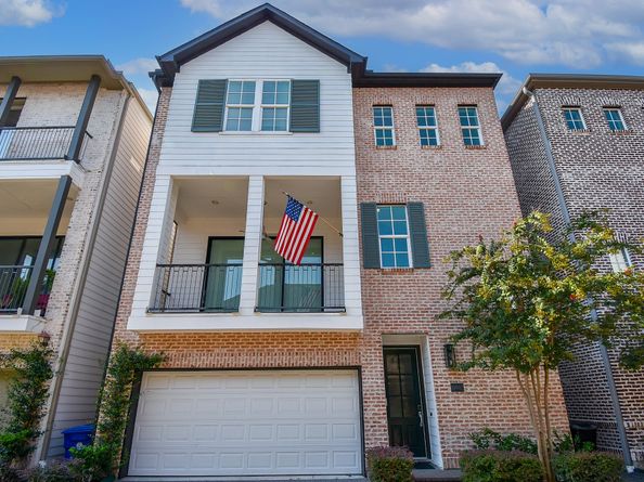 10915 Grove Tree Lane, Houston TX 77043