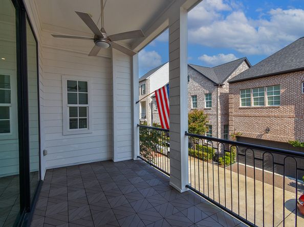 10915 Grove Tree Lane, Houston TX 77043