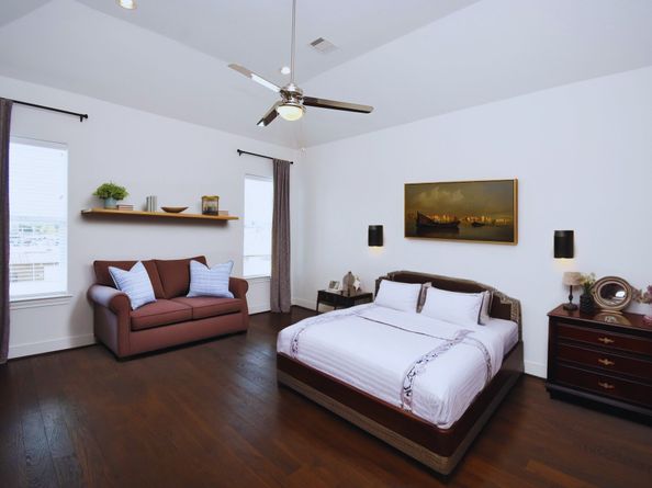 10915 Grove Tree Lane, Houston TX 77043