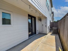 10915 Grove Tree Lane, Houston TX 77043