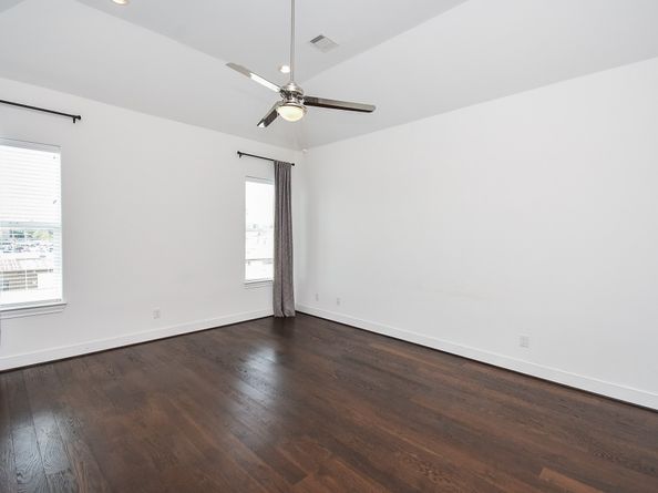 10915 Grove Tree Lane, Houston TX 77043