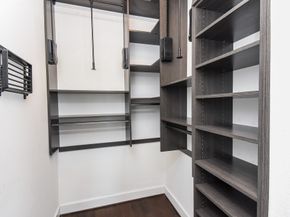10915 Grove Tree Lane, Houston TX 77043