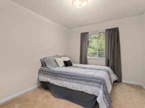 135 N Magnolia Pond Place, The Woodlands TX 77381