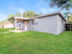 1722 Lindy Lane, Conroe TX 77301