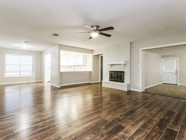 1722 Lindy Lane, Conroe TX 77301