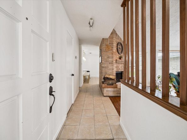11526 Villa Heights Drive, Houston TX 77066