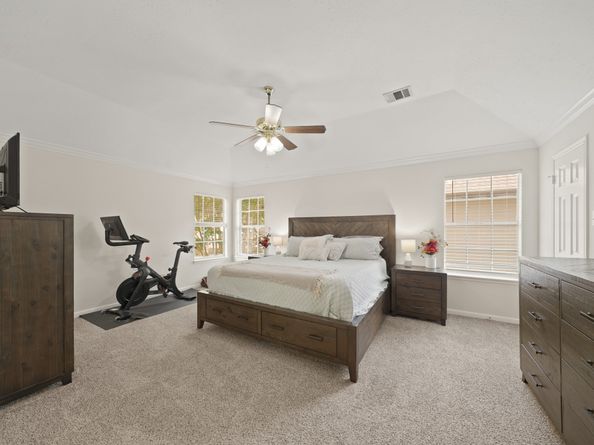16114 Kintyre Point Road, Houston TX 77095