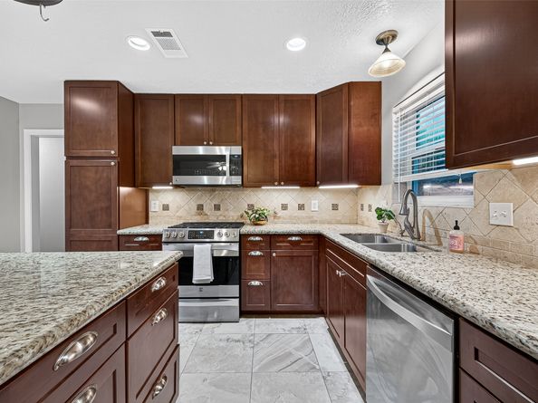 4715 Hickory Downs Drive, Houston TX 77084