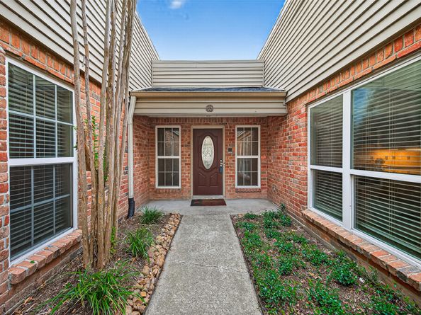 4715 Hickory Downs Drive, Houston TX 77084