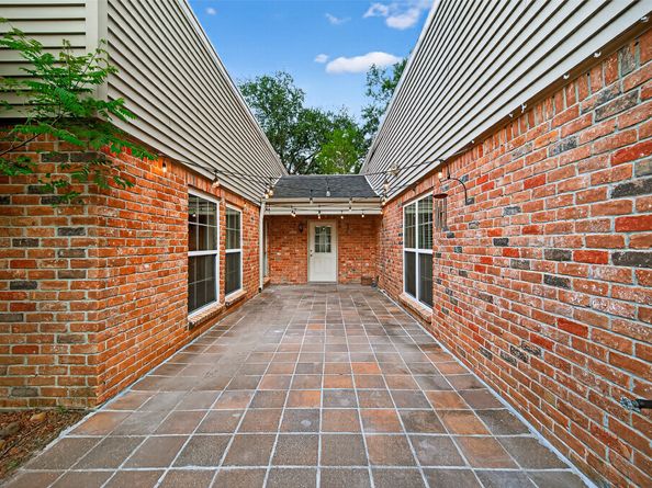 4715 Hickory Downs Drive, Houston TX 77084