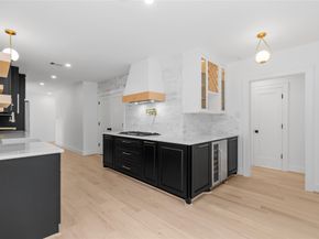 6611 Rockbridge Lane, Houston TX 77023