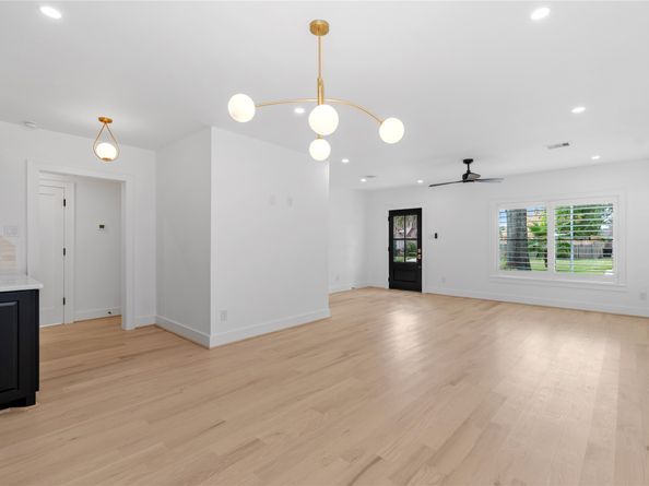 6611 Rockbridge Lane, Houston TX 77023