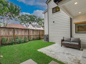 6611 Rockbridge Lane, Houston TX 77023