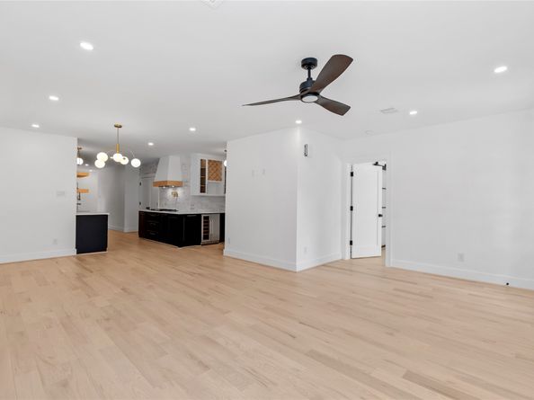 6611 Rockbridge Lane, Houston TX 77023