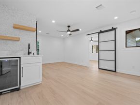 6611 Rockbridge Lane, Houston TX 77023