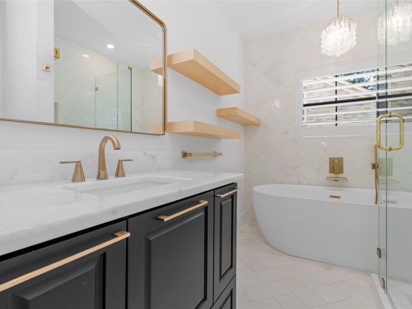 6611 Rockbridge Lane, Houston TX 77023