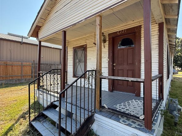 6221 Peg Street, Houston TX 77092