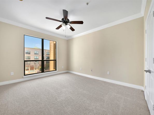 2299 Lone Star Drive Drive 306, Sugar Land TX 77479