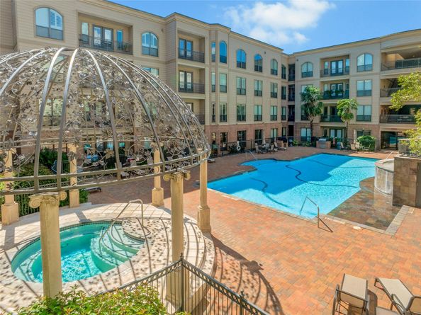 2299 Lone Star Drive Drive 306, Sugar Land TX 77479