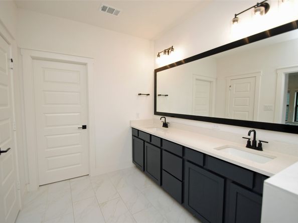 18643 Parkland Row Drive, Cypress TX 77433