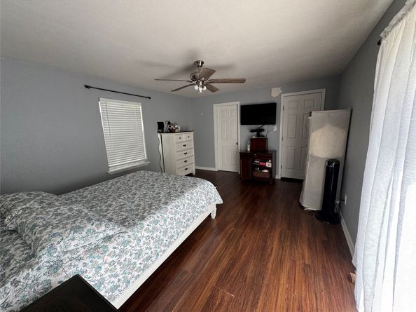 7518 Gracia Street, Houston TX 77037