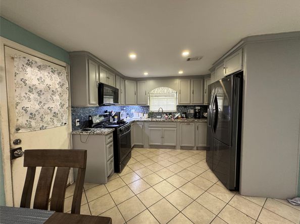 7518 Gracia Street, Houston TX 77037