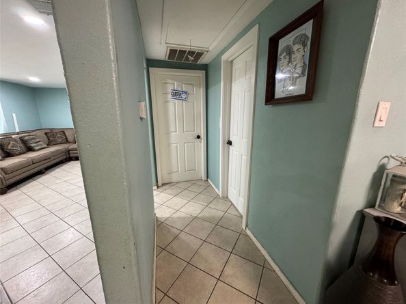 7518 Gracia Street, Houston TX 77037