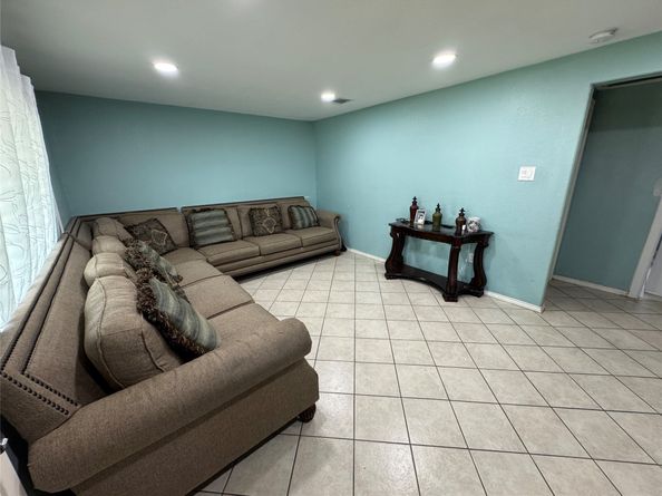 7518 Gracia Street, Houston TX 77037