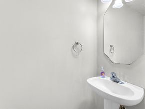 5614 Gaffney Lane, Houston TX 77084