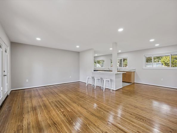 8621 Bob White Drive, Houston TX 77074